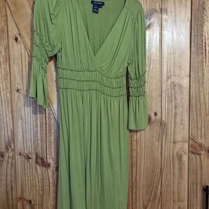 Look fabulous in this lovely green dress